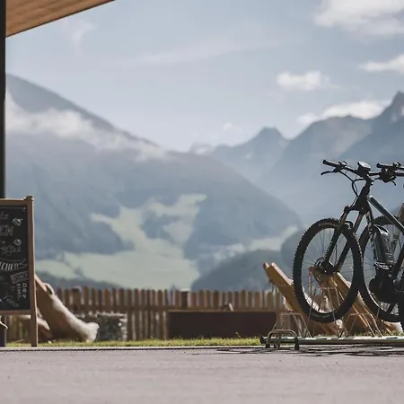 Aparthotel Stoana & Wellness Ahrntal